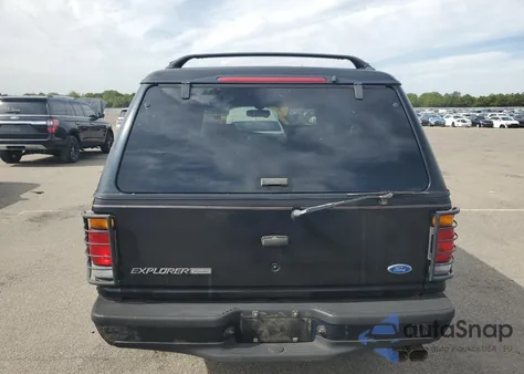 1997 Ford Explorer из США, поврежденный, VIN 1FMDU35P0VUC12857